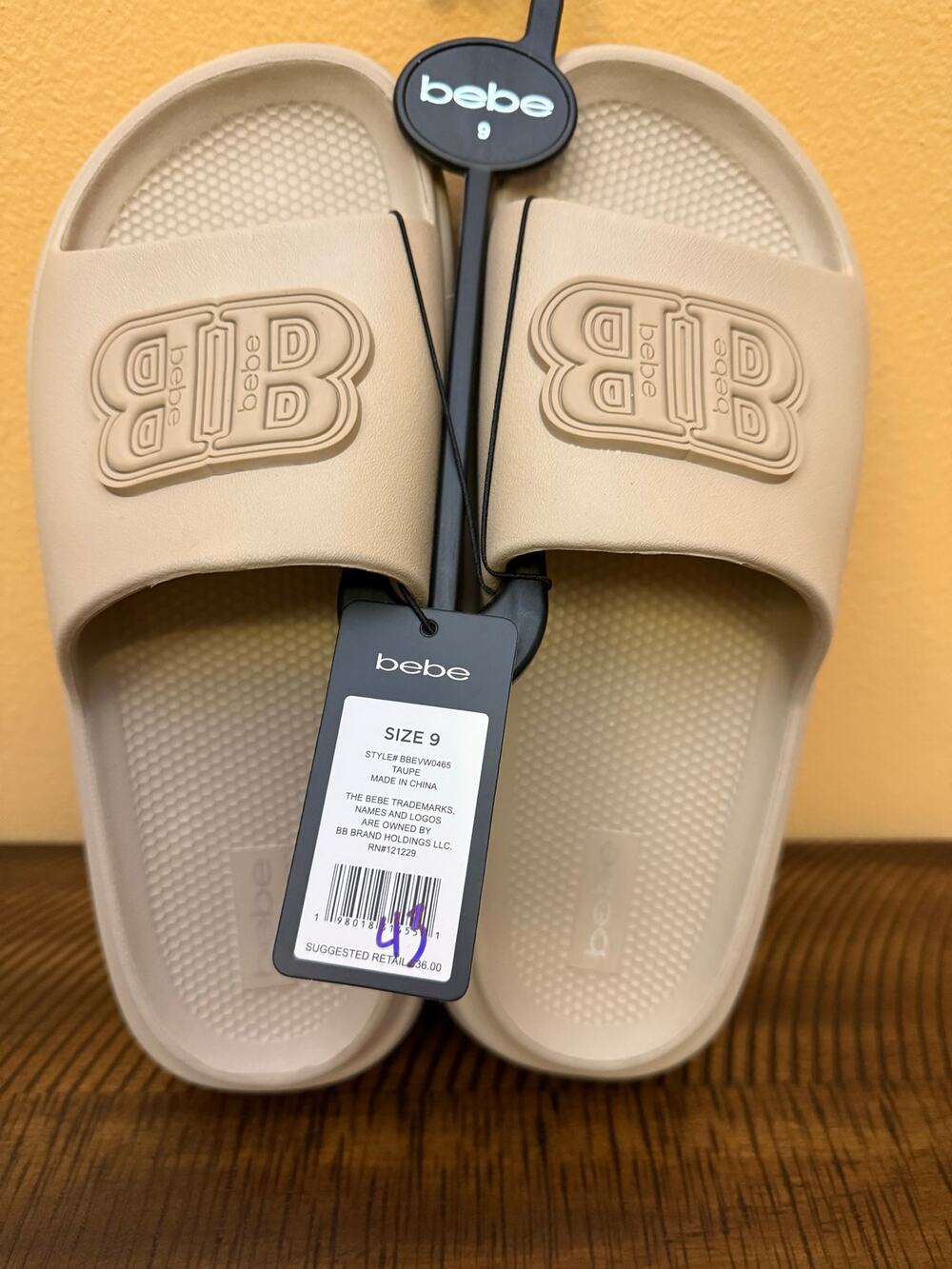 Bebe Size 9 beige tan light brown slides beach new $36 NWT